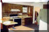 Before_kitchen_2.jpg (38829 bytes)